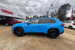 2020 Toyota RAV4 Cruiser