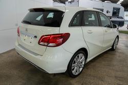 2016 Mercedes-Benz B-Class B180