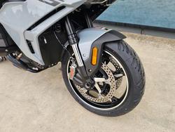 2026 BMW Motorrad R 1300 RS OPTION 719 Brooklyn Grey Metall