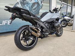 2026 BMW Motorrad R 1300 RS OPTION 719 Brooklyn Grey Metall