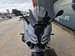 2026 BMW Motorrad R 1300 RS OPTION 719 Brooklyn Grey Metall