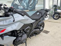2026 BMW Motorrad R 1300 RS OPTION 719 Brooklyn Grey Metall