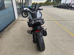 2026 BMW Motorrad R 1300 RS OPTION 719 Brooklyn Grey Metall