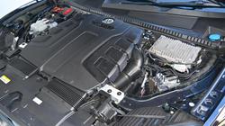 2020 Volkswagen Touareg V8 TDI R-Line