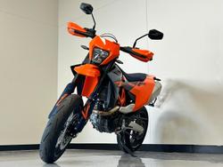 2026 KTM 690 SMC R SMC Orange