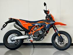 KTM 690 SMC R