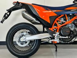 2026 KTM 690 SMC R SMC Orange