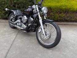 2010 Yamaha XVS650 V-STAR CUSTOM Black