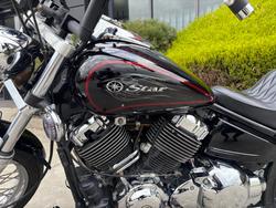 2010 Yamaha XVS650 V-STAR CUSTOM Black