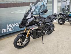 2026 BMW Motorrad S 1000 XR BLACK STORM METALLIC