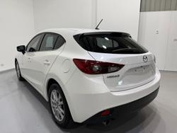 2014 Mazda 3 Maxx
