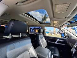 2017 Toyota Landcruiser VX