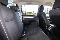 2022 Toyota Hilux SR5