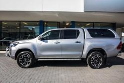 2021 Toyota Hilux SR5