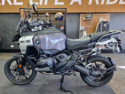 2026 BMW Motorrad R 1300 GS Adventure Triple Black BLACK STORM METALLIC