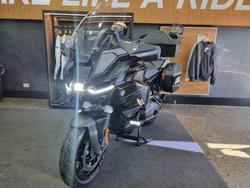 2026 BMW Motorrad R 1300 RT TRIPLE BLACK BLACK STORM METALLIC