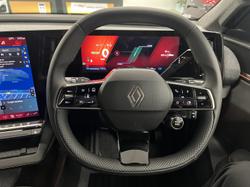 2026 Renault Scenic E-Tech techno long range No Series Pearl White