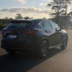 2026 Lexus NX 450h+ Luxury