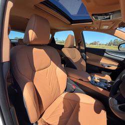 2026 Lexus NX 450h+ Luxury