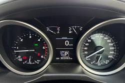 2014 Toyota Landcruiser VX