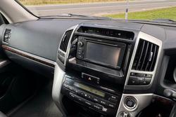 2014 Toyota Landcruiser VX
