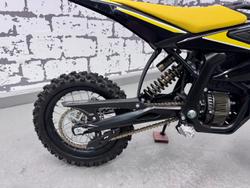 2025 Sur-Ron Hyper Bee 14/12 Hyper Bee Yellow