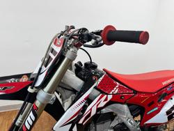 2016 Honda CRF450R RED