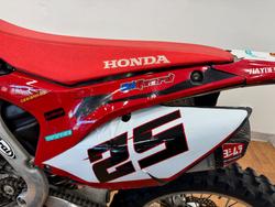 2016 Honda CRF450R RED