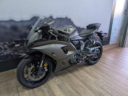2024 Yamaha YZF-R7LA GREY