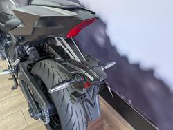 2024 Yamaha YZF-R7LA GREY