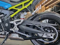 2026 BMW Motorrad S 1000 R Bluefire/Mugiallo Yellow