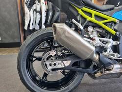 2026 BMW Motorrad S 1000 R Bluefire/Mugiallo Yellow