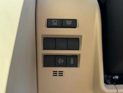 2023 Toyota Landcruiser VX