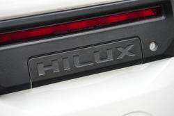 2025 Toyota Hilux SR5