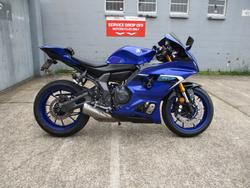 Yamaha YZF-R7LA