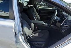 2019 Toyota Camry Ascent Sport