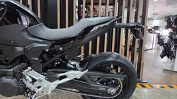 2026 BMW Motorrad F 900 R TRIPLE BLACK Black