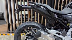 2026 BMW Motorrad F 900 R TRIPLE BLACK Black