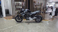 2026 BMW Motorrad F 900 R TRIPLE BLACK Black