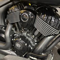 2021 Indian SPRINGFIELD DARK HORSE BLACK SMOKE CRUISER Black