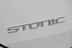 2026 Kia Stonic S YB PE2 MY26 Clear White