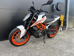 2018 KTM 390 Duke Duke White