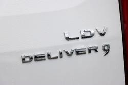 2024 LDV Deliver 9 LWB Mid Roof Blanc White