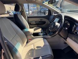 2016 KIA CARNIVAL SLi