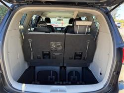 2016 KIA CARNIVAL SLi