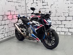 2023 BMW M 1000 R M 1000 White