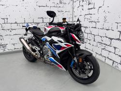 2023 BMW M 1000 R M 1000 White