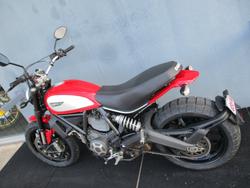 2015 DUCATI SCRAMBLER ICON RED