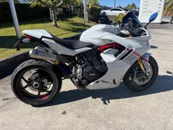 2024 Ducati SuperSport S