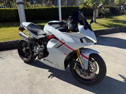 2024 Ducati SuperSport S